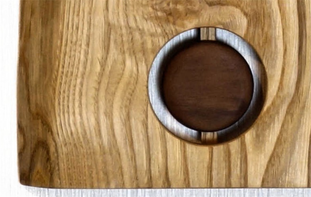 栗の木の一枚板時計